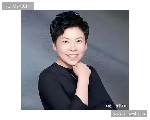 邓亚萍出门只拎个小包，结账那刻全场无语，我这月薪连背影都买不起